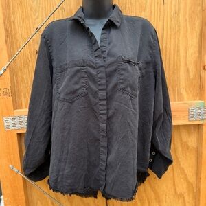 Velvet Heart Black Distressed Frayed-Hem Button Down Shirt